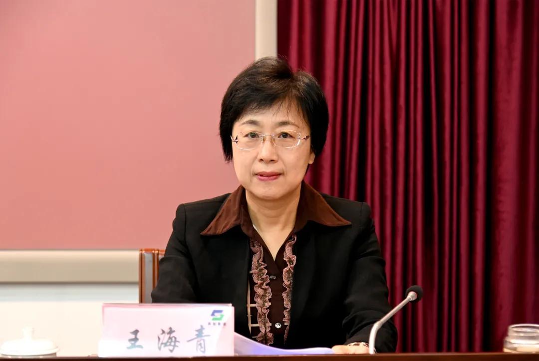 师徒结对传帮带 薪火相传共成长——开云手机入口官网集团总部开展“导师制”师徒结对活动