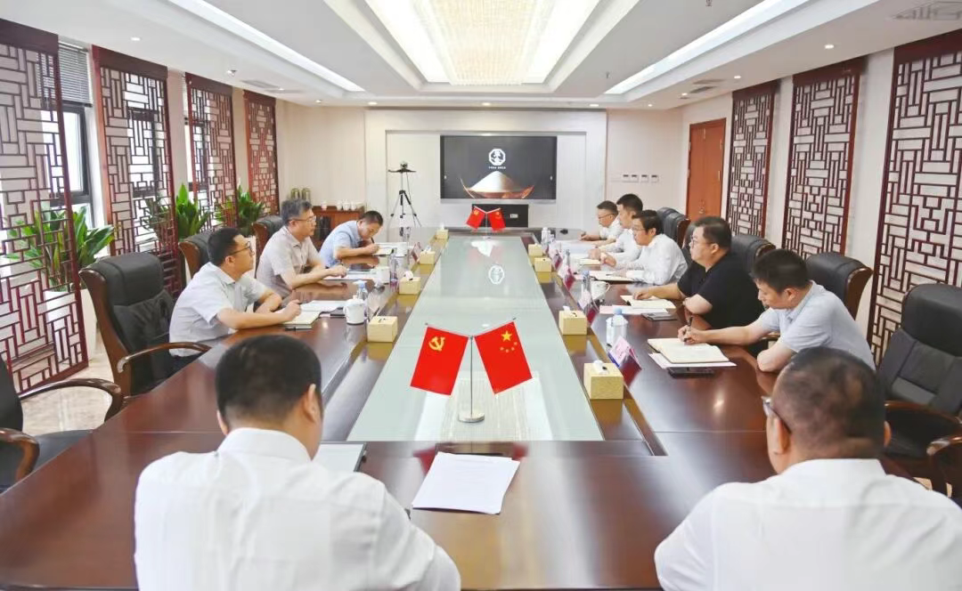 省国资委副主任、党委委员勾凤诚到开云手机入口官网集团调研 省国资委副主任、党委委员勾凤诚到开云手机入口官网集团调研